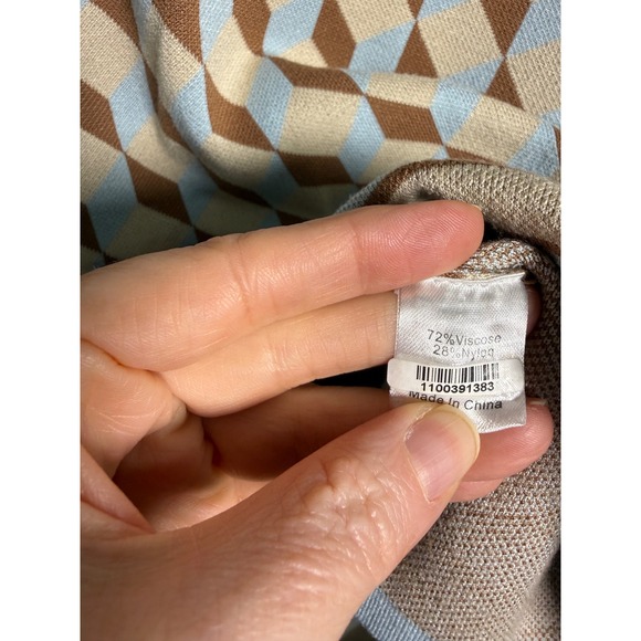 Tuckernuck Clayton Knit Geometric Preppy Coastal Sweater M/L Coastal Grandma - Picture 7 of 8